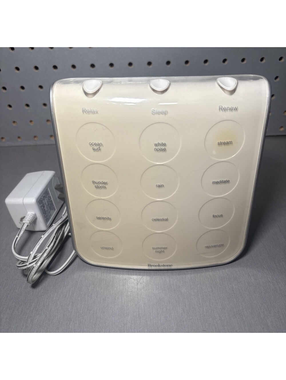 Brookstone Tranquil Moments Relaxing Sleep Therapy Machine 12 Sounds White Noise